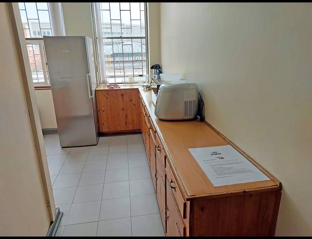 5,630M² BUILDING FOR SALE IN SYDENHAM